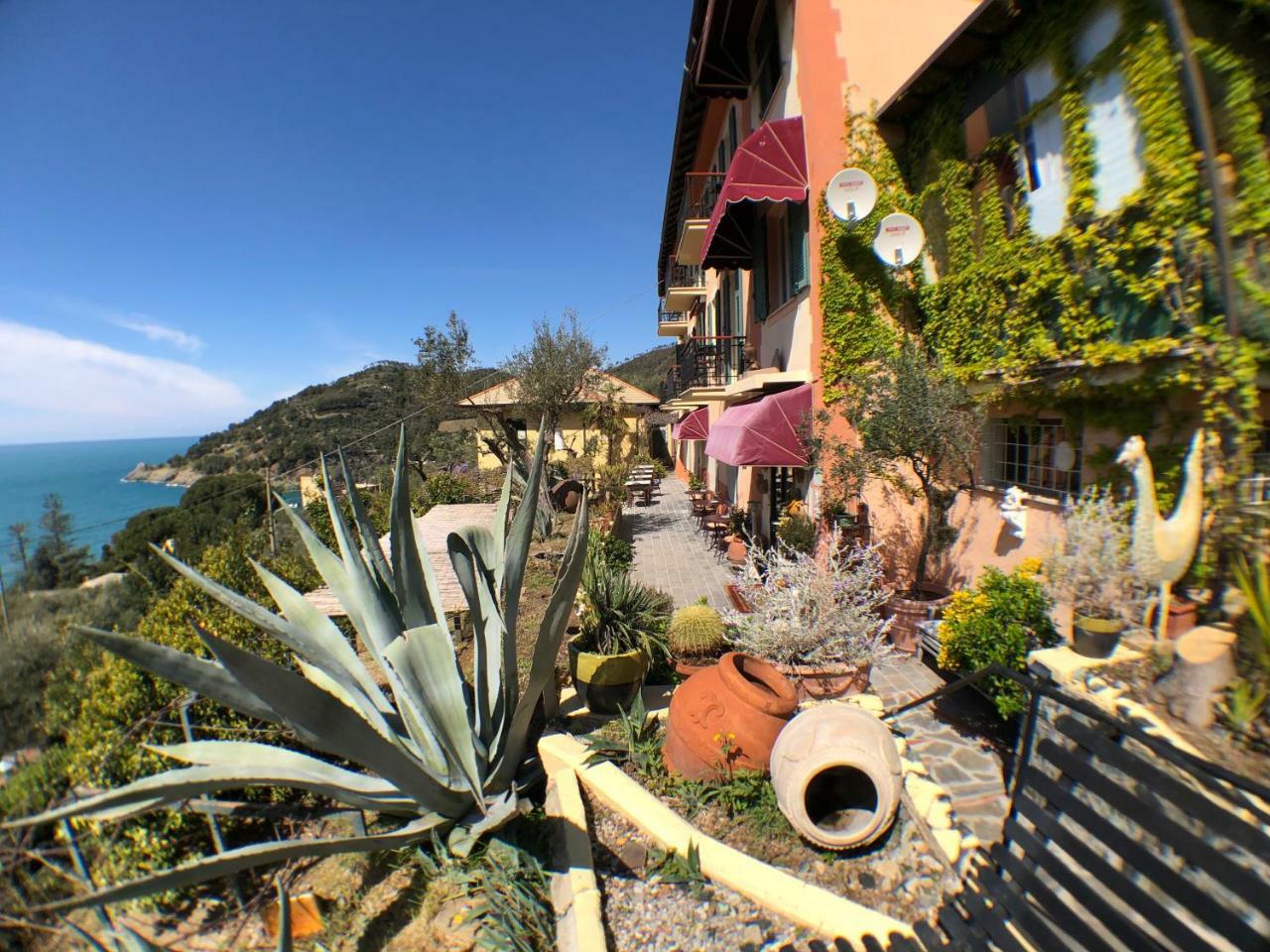 Hotel Villa Belvedere Bonassola Exteriör bild